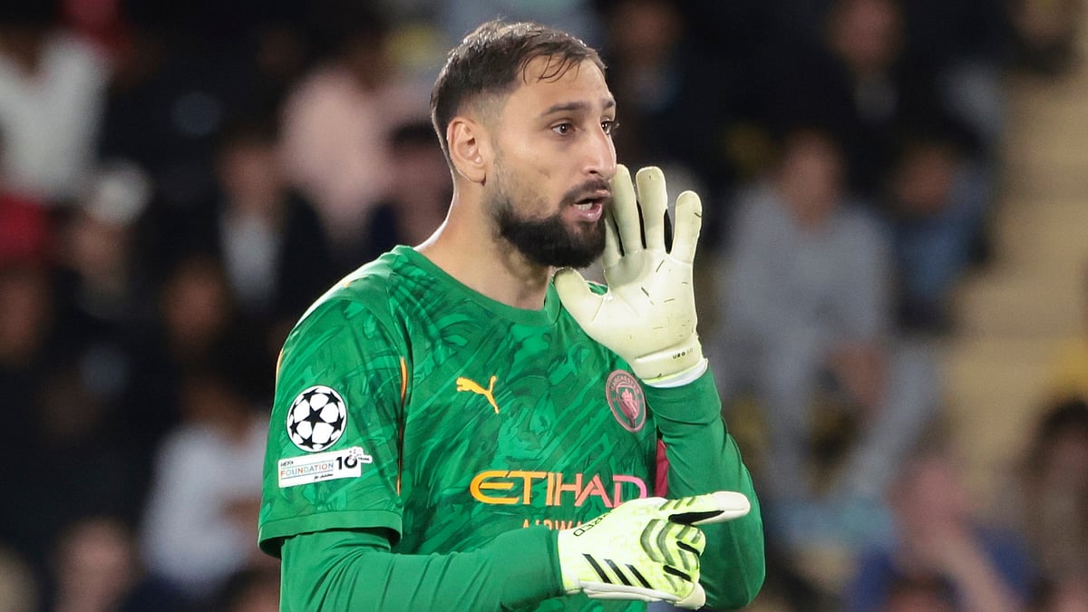 File : Manchester City's goalkeeper Gianluigi Donnarumma.