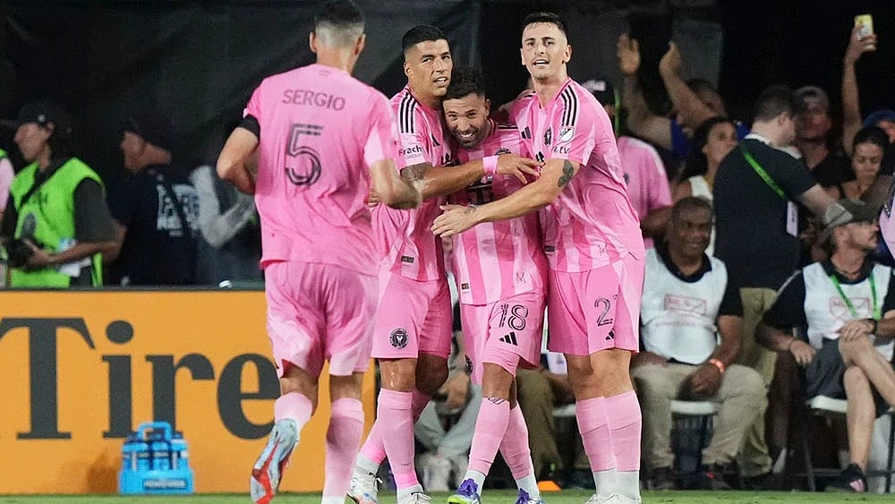 | Photo: AP/Lynne Sladky : MLS 2025: Inter Miami vs Los Angeles Galaxy