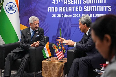 | Photo: @DrSJaishankar/X via PTI  : External Affairs Minister S Jaishankar speaks with Malaysian Foreign Minister Mohamad Haji Hasan during the 47th ASEAN Summit and Related Summits, in Kuala Lumpur, Malaysia.