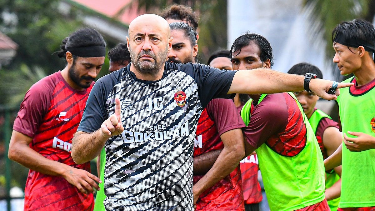 | Photo: X/GokulamKeralaFC : Gokulam Kerala manager Jose Hevia in training with his players in Goa ahead of the AIFF Super Cup 2025 match against Punjab FC on October 27, 2025.