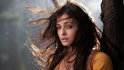 IMDB : Aishwarya in Raavanan