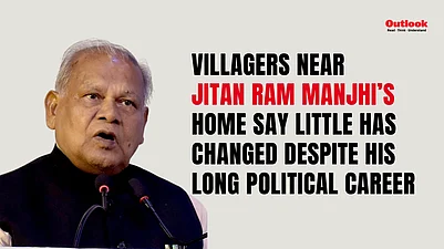 Bihar Elections 2025 | Villagers Near Jitan Ram Manjhi’s Home Say Little Has Changed Despite His Long Political Career