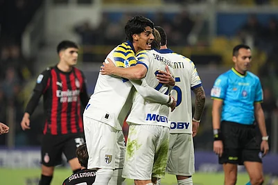 | Photo: Massimo Paolone/LaPresse via AP : Parmas Mariano Troilo and Parmas Oliver Sorensen Jensen celebrate during the Serie A soccer match against Milan in Parma, Italy.