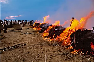 | Photo: Prashant Panjiar : A Violent Ecosystem: Funeral of 58 Dalits massacred by the upper-caste militia, the Ranvir Sena, at Laxmanpur-Bathe village in Bihar in 1997