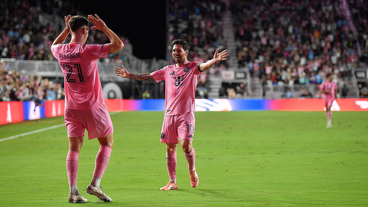| Photo: AP/Michael Laughlin : Inter Miami forward Tadeo Allende celebrates with Lionel Messi after a goal during the second half of Game 3 in the first round of MLS soccer's Western Conference playoffs against Nashville SC in Fort Lauderdale, Fla., Nov. 8, 2025.