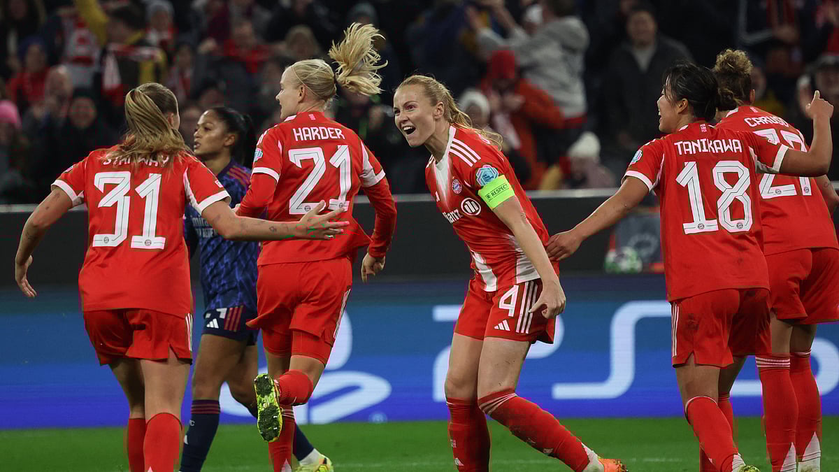 Bayern Munich beat Arsenal 3-2 in the Champions League