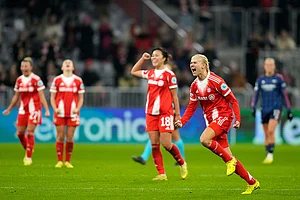 | Photo: AP/Matthias Schrader : Bayern's Pernille Harder celebrates at the the end of the women's Champions League opening phase soccer match between FC Bayern Munich and Arsenal FC in Munich, Germany.