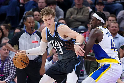 | Photo: AP/Rob Gray : Utah Jazz forward Lauri Markkanen (23) posts up against Indiana Pacers forward Pascal Siakam (43) during the second half of an NBA basketball game in Salt Lake City.