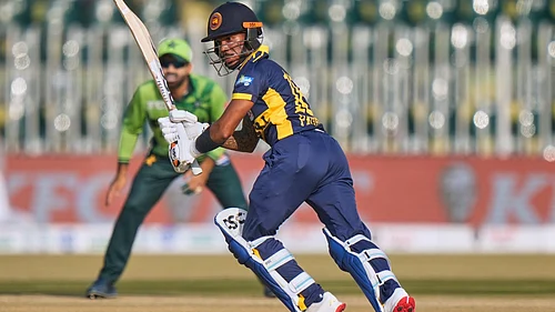 (AP Photo/Anjum Naveed) : Sri Lankas Pathum Nissanka bats during the third one day international cricket match between Pakistan and Sri Lanka, in Rawalpindi, Pakistan, Sunday, Nov. 16, 2025.