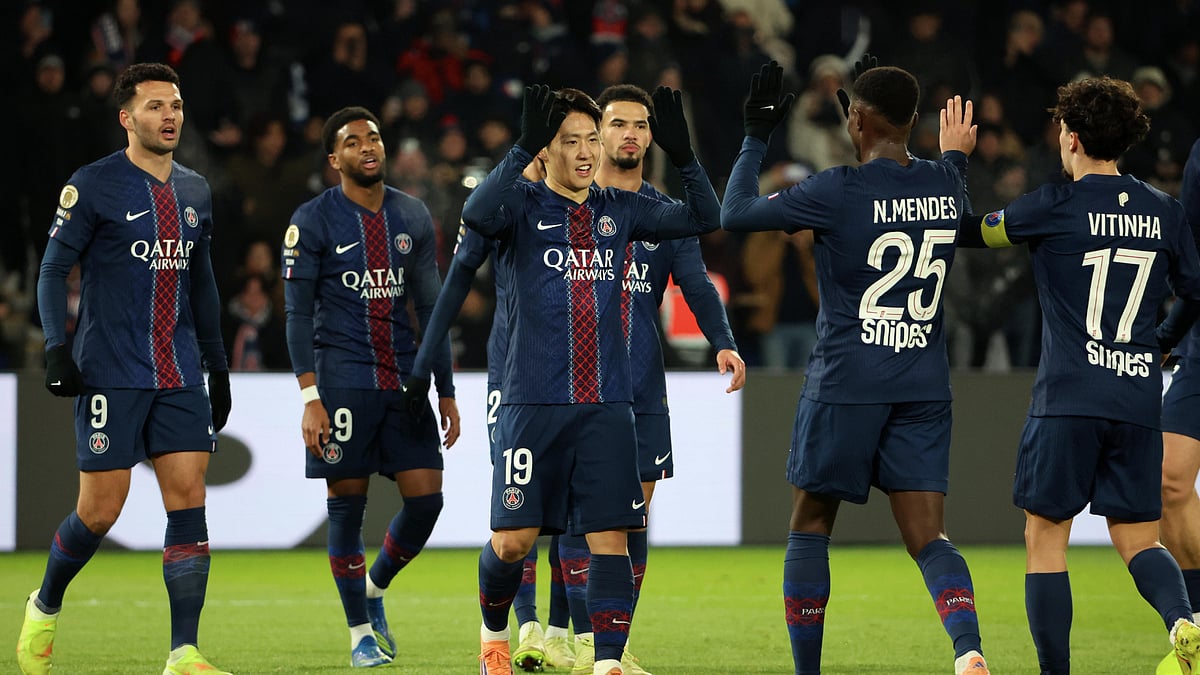 Paris Saint-Germain celebrate their win over Le Havre