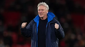 Everton manager David Moyes celebrates his side's win in the English Premier League match against Manchester United on Novemmber 25, 2025.
