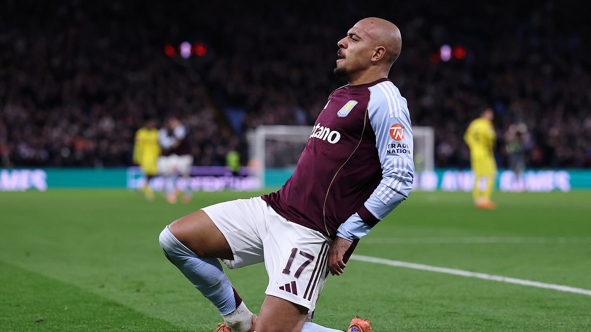Donyell Malen celebrates at Villa Park after scoring for Aston Villa during the UEFA Europa League match against Young Boys on November 27, 2025.