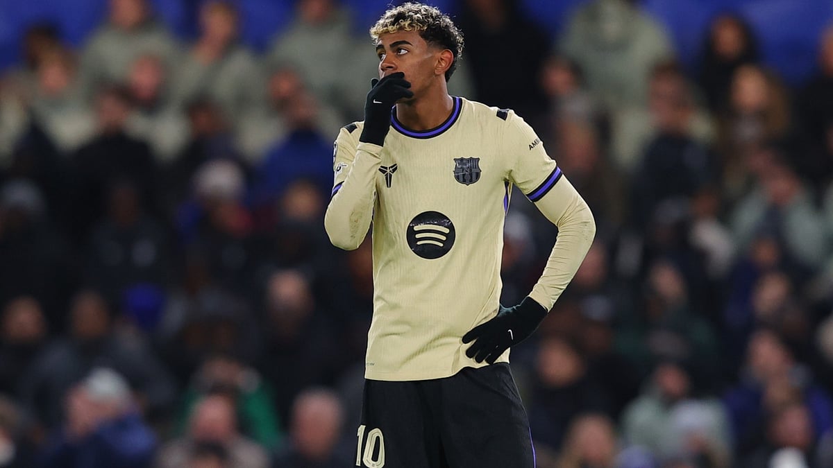 Barcelona's Lamine Yamal during the UEFA Champions League match against Chelsea on November 26, 2025.