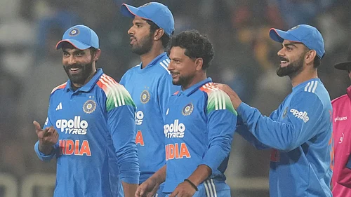 (AP Photo/Rafiq Maqbool) : Indias Kuldeep Yadav, second from right, celebrates the wicket of South Africas Marco Jansen during the first One Day International match between India and South Africa in Ranchi, India, Sunday, Nov. 30, 2025