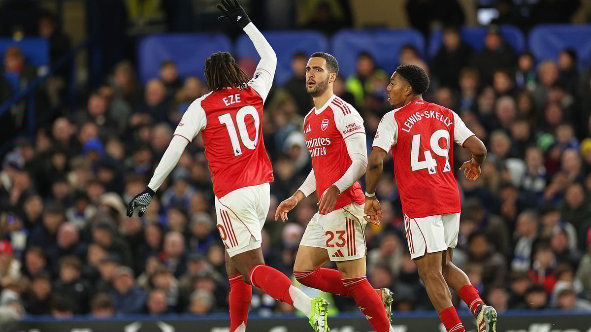 | Photo: AP/Ian Walton : Arsenal's Eberechi Eze, Mikel Merino, and Myles Lewis-Skelly during the English Premier League match against Chelsea on November 30, 2025.