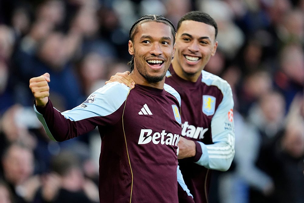 | Photo: Nick Potts/PA via AP : Aston Villa's Boubacar Kamara, foreground, celebrates with Aston Villa's Morgan Rogers after scoring his side's first goal, during the English Premier League soccer match between Aston Villa and Wolverhampton Wanderers, at Villa Park, in Birmingham, England.