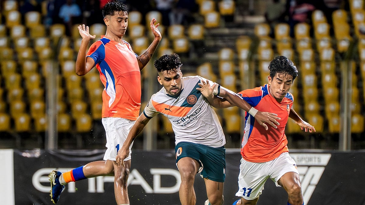 | Photo: X/MumbaiCityFC : Mumbai City FC's Brandon Fernandes scores his side's first goal during the AIFF Super Cup match against FC Goa on December 4, 2025.