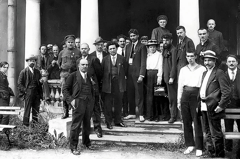 A Historic Gathering: Delegates to the second congress of the Comintern at the Uritsky Palace in Petrograd, including M.N. Roy, Vladimir Lenin, Maxim Gorky and Nikolai Bukharin