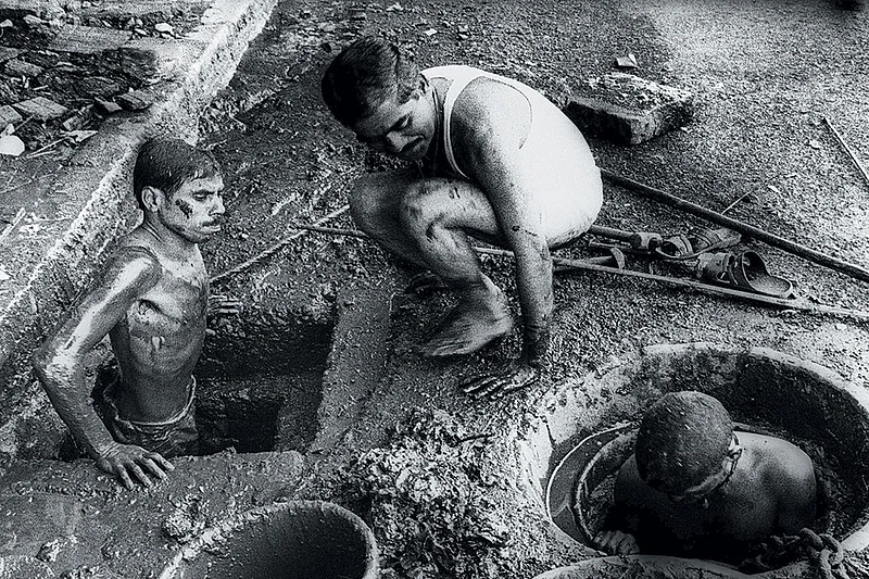 | Photo: Sudharak Olwe : With the advent of social media, we are forced to face the reality on our screens while wrapped in the cosiness of our clean house.