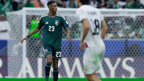 | Photo: Instagram/saudint : Saudi Arabias Mohamed Kanno with the ball during the FIFA Arab Cup match against Palestine on December 11, 2025.