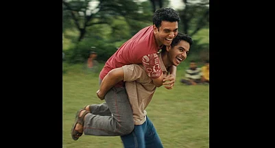 IMDB : Still from Neeraj Ghaywans Homebound