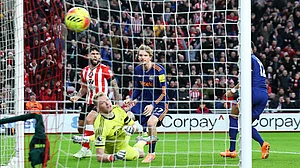 Opta : Woltemade watches as his header flies beyond Aaron Ramsdale