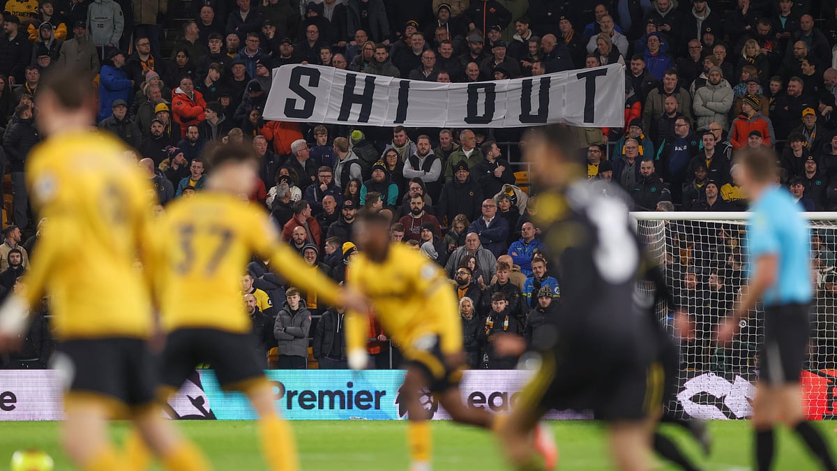 Opta : Wolves supporters protested during their 4-1 loss to Manchester United