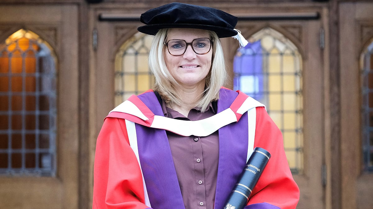 | Photo: X/Lionesses : England women's head coach Sarina Wiegman receiving an honorary degree from the Loughborough University.