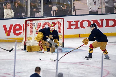 | Photo: AP/Michael Laughlin : Florida Panthers goalie Sergei Bobrovsky, center, workds out during practice for the NHL Winter Classic outdoor hockey game at loanDepot Park, in Miami.