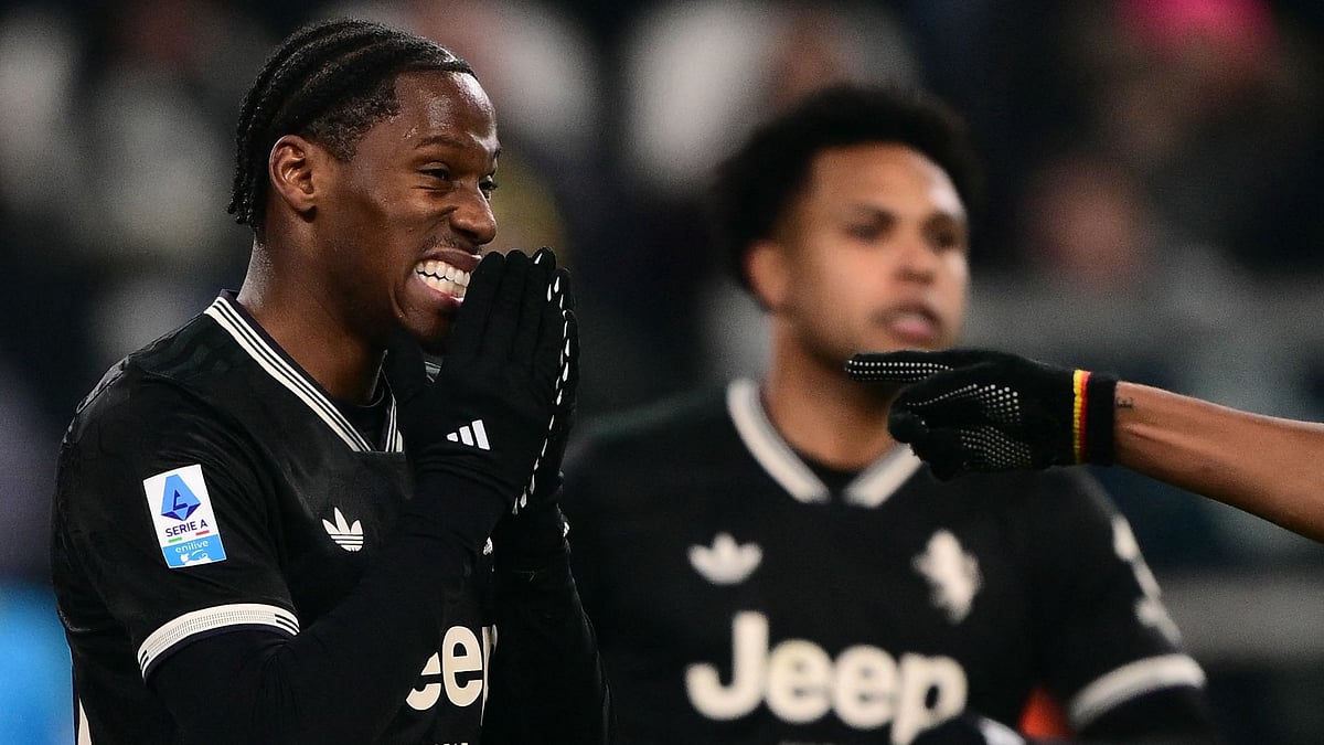 Juventus' Jonathan David reacts after missing his penalty during the Serie A match against Lecce on January 3, 2026.
