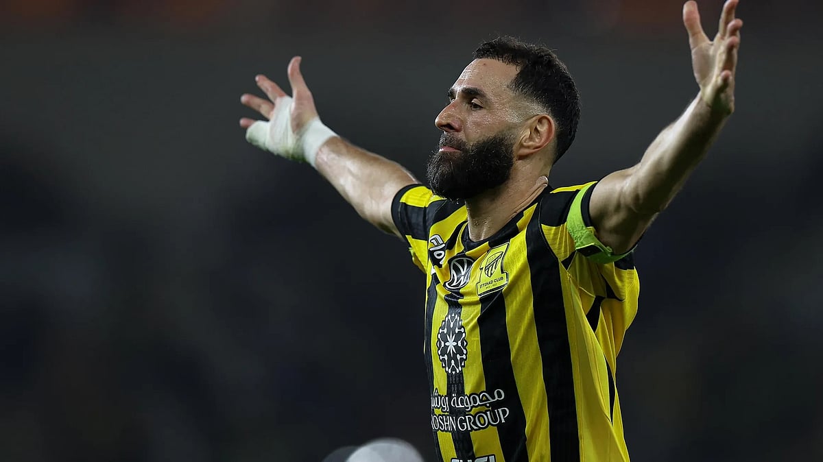 Saudi Pro League Online : Al Kholood Vs Al-Ittihad Live Score, Saudi Pro League 2025-26: Despite dominating possession, Al-Ittihad are in a stalemate situation against Al-Taawoun in Matchday 12 of the Saudi Pro League 2025-26 at the Prince Abdullah Al Faisal Sports City Stadium in Jeddah.