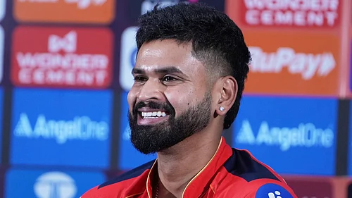 | Photo: AP/Ajit Solanki : Captain of Punjab Kings Shreyas Iyer addresses a news conference on the eve of the final match of Indian Premier League at Narendra Modi stadium in Ahmedabad, India, Monday, June 2, 2025.