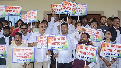 PTI : JMM leaders stage a protest against the Election Commission’s Special Intensive Revision (SIR) during the supplementary Monsoon session of the Jharkhand Assembly, in Ranchi, on August 26, 2025