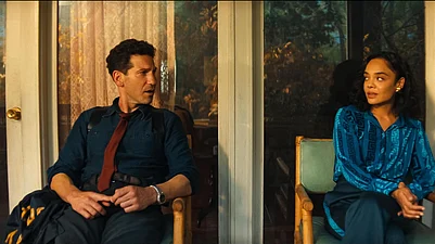 IMDB : Still from His and Hers