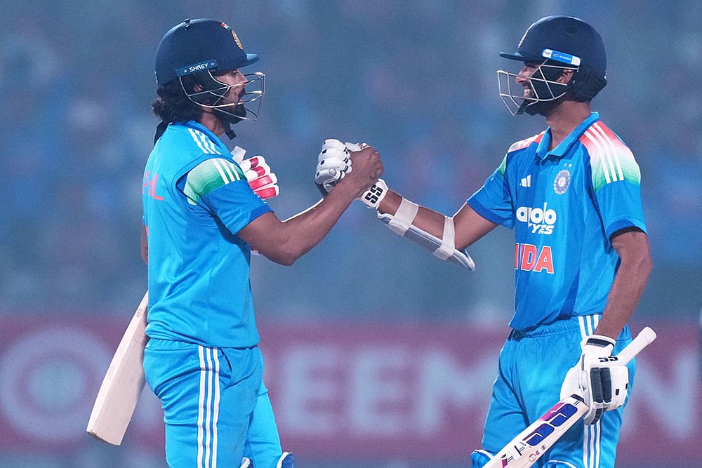 | Photo: AP/Ajit Solanki : Indias KL Rahul, left, and batting partner Washington Sundar celebrate after winning the first One Day International cricket match against New Zealand in Vadodara, India.
