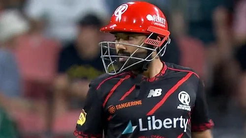 JioHotstar : Mohammad Rizwan’s BBL Nightmare Worsens After Being Retired Out Against Sydney Thunder
