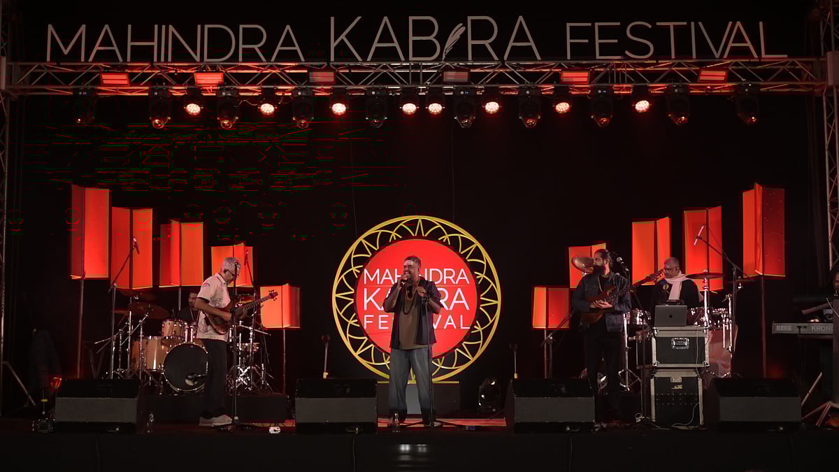 Teamwork Arts : Agam Performing At The Mahindra Kabira Festival