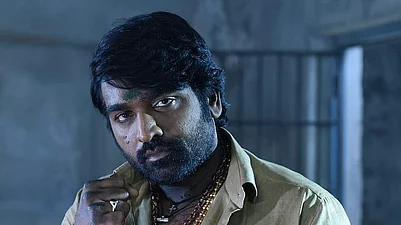 X : Vijay Sethupathi at 48