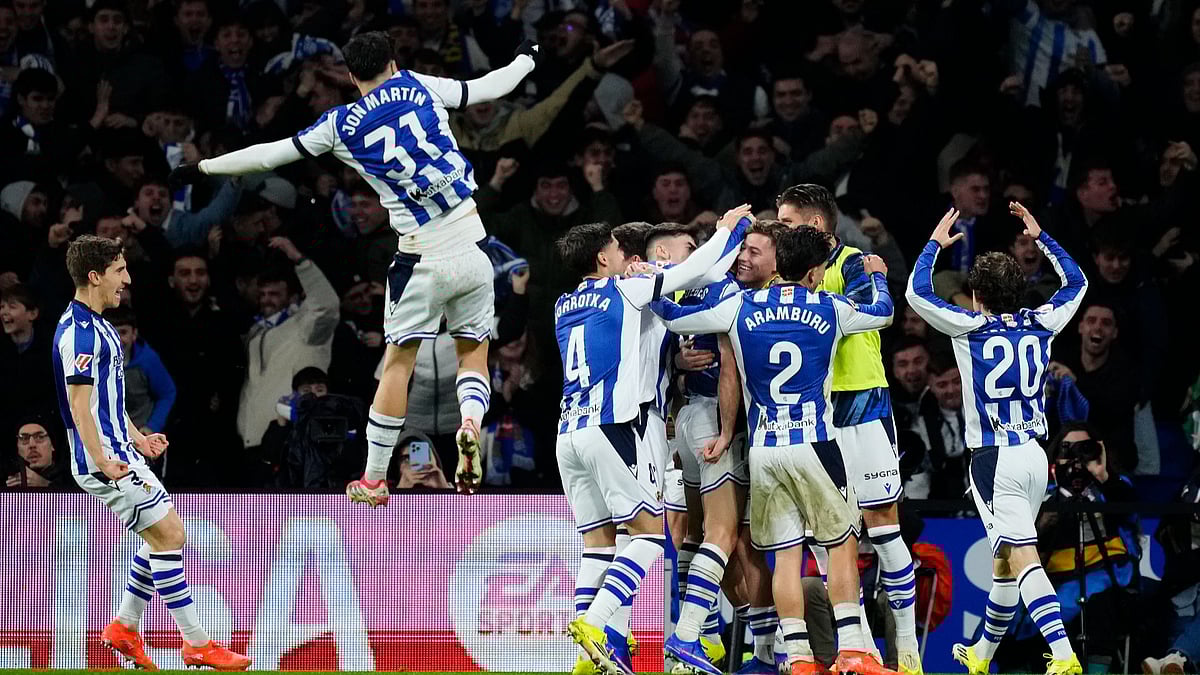 Sociedad celebrate Guedes' winner