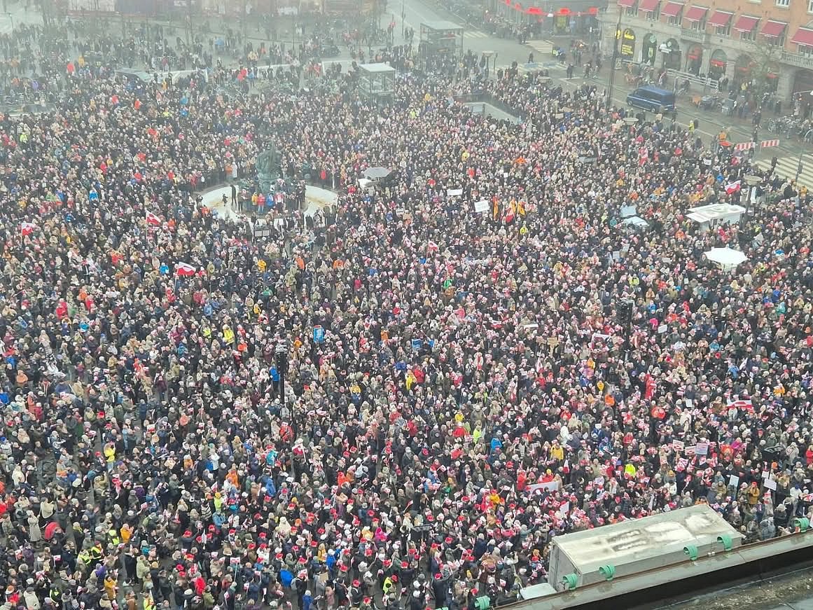 X.com : 
According to local authorities, approximately 4,000 demonstrators participated in the rally, an unusually large turnout for the Arctic island, which has a population of about 56,000. 