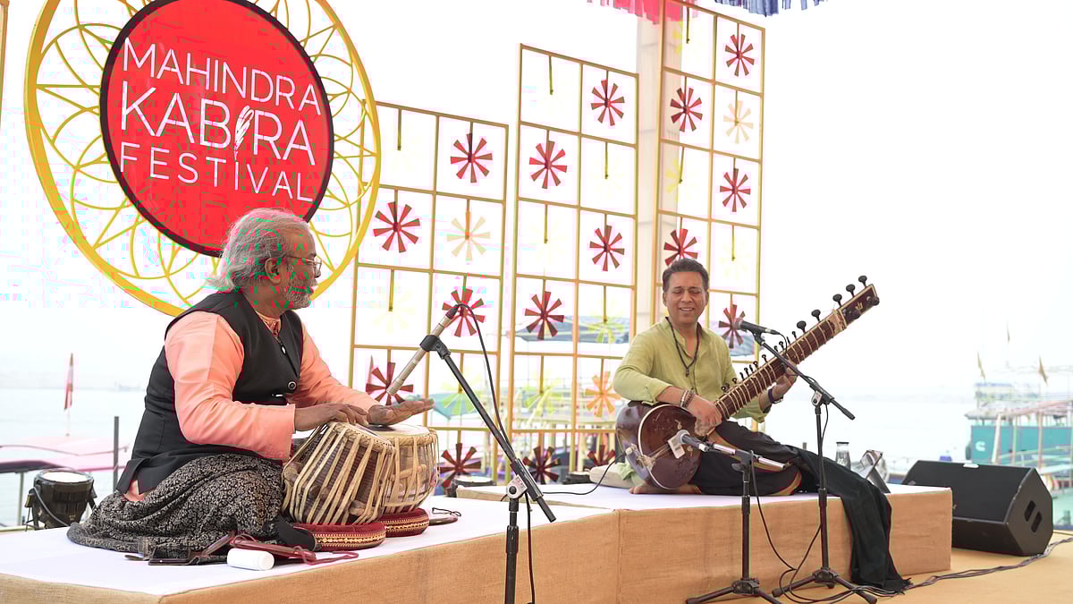 Teamwork Arts : Hidayat Hussain Khan Performing At The Mahindra Kabira Festival 