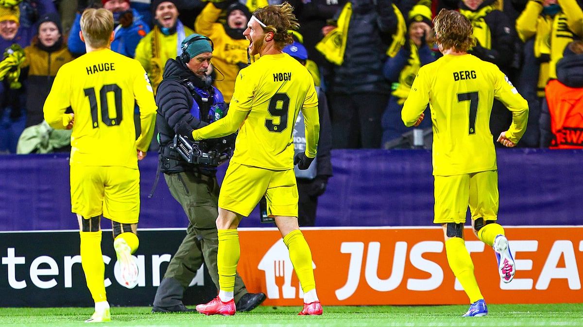 (Fredrik Varfjell/NTB via AP) : Glimt's Kasper Hogh celebrates after scoring during the Champions League soccer match between Bodo/Glimt and Manchester City in Bodo, Norway, Tuesday, Jan. 20, 2026
