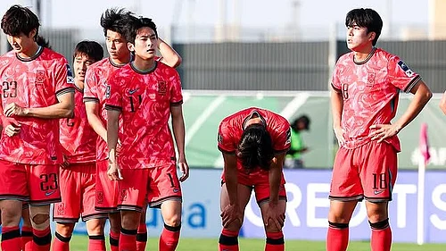 | Photo: Instagram/thekfa : South Korea U23 players react after their AFC U23 Asian Cup defeat against Japan U23 on January 20, 2026.
