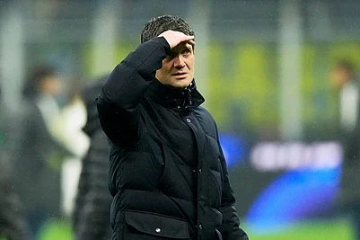 | Photo: AP/Luca Bruno : Inter Milans head coach Cristian Chivu reacts at the end of a Serie A soccer match between Inter Milan and Pisa, in Milan, Italy.