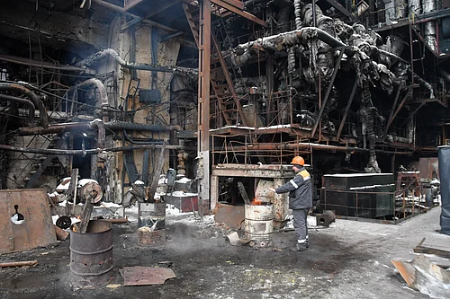 (AP Photo/Mykola Tys) : Workers repair the destroyed DTEK companys power plant after a recent Russian missile attack on the countrys energy system in an undisclosed location in Ukraine Friday, Jan. 23, 2026.
