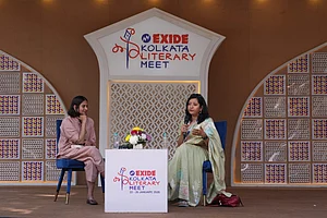 Sandipan chatterjee : Ghazala Wahab discusses her new book, The Hindi Heartland, with Outlook editor Chinki Sinha at Exide Kolkata literary meet on Saturday