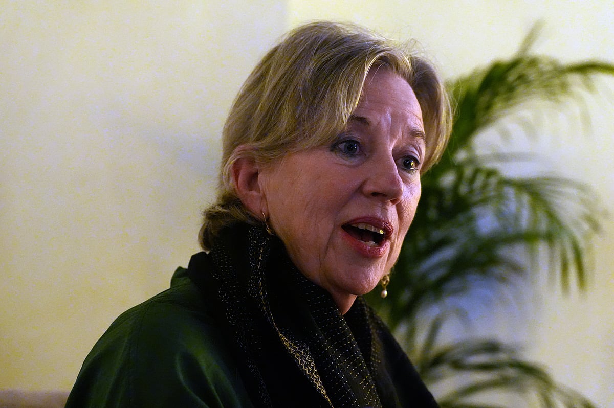 Sandipan Chatterjee  : Deborah Baker 