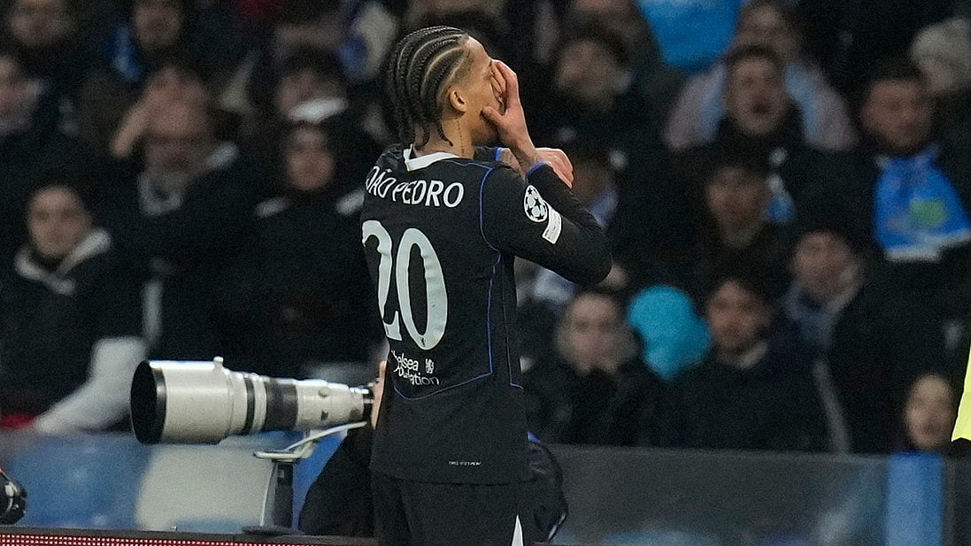 (AP Photo/Gregorio Borgia) : Chelsea's Joao Pedro celebrates after scoring his side's third goal during a Champions League opening phase soccer match between Napoli and Chelsea, in Naples, Italy, Wednesday, January.28, 2026