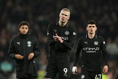| Photo: AP/Richard Pelham : Manchester Citys Erling Haaland, center, and Phil Foden leave the pitch after the English Premier League soccer match between Tottenham Hotspur and Manchester City in London.