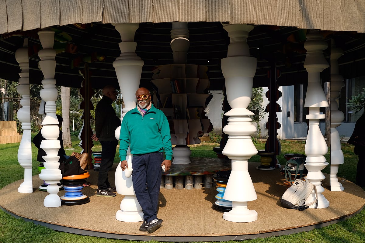 Animikh Chakrabarty                                                                                                                                                                                                                                                        : 
Bose Krishnamachari, in his architectural installation, ‘Pavilion of  conversations’, builds a gathering space for such concoctions to happen. 